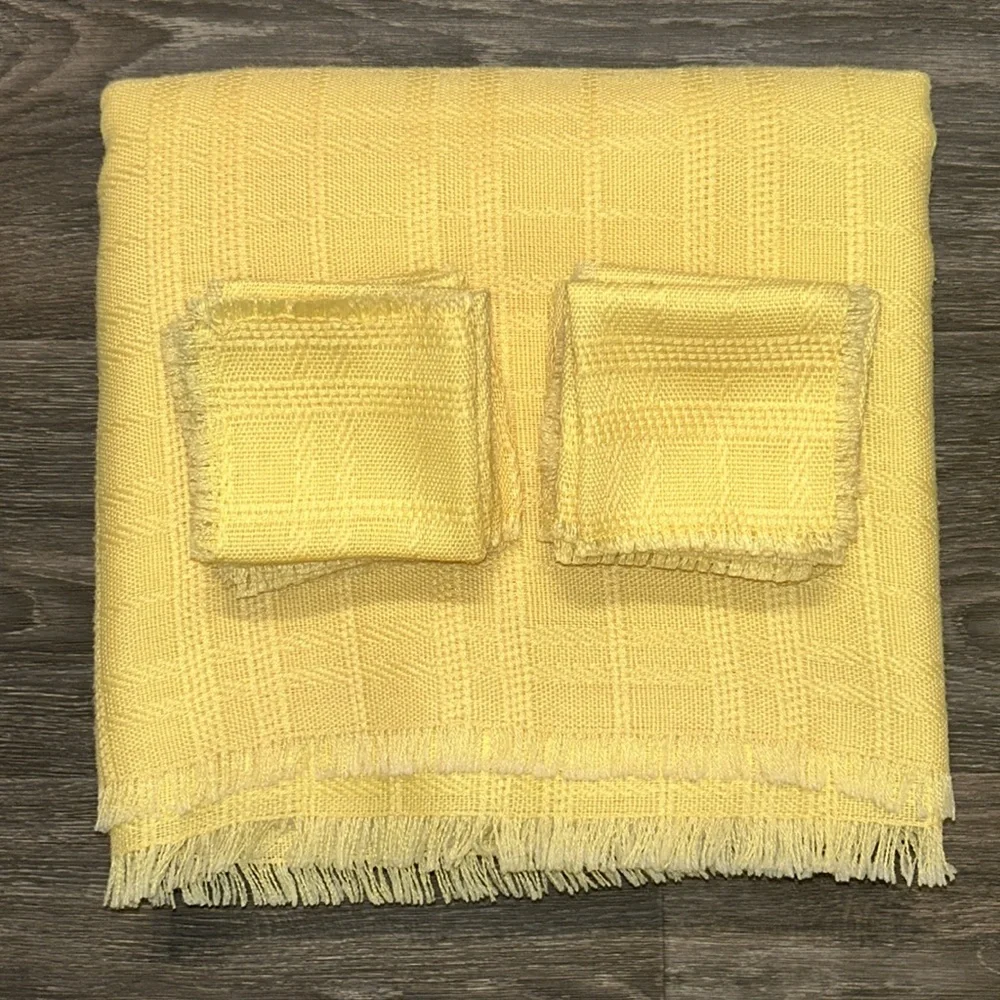 Boho Yellow Tablecloth Matching 14 Napkins Fringed Cotton Dining Decor Retro
